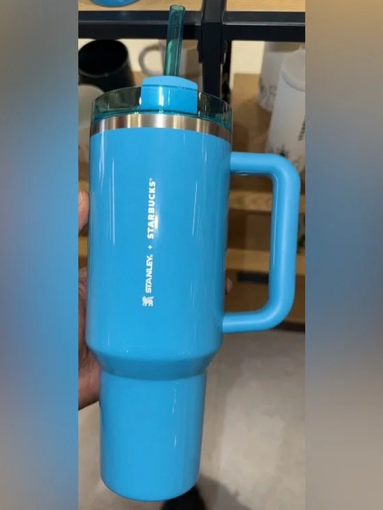 Stanley Starbucks Target Exclusive 40oz TURQUOISE Tumbler Edition 2026 SOLD OUT - Picture 1 of 6